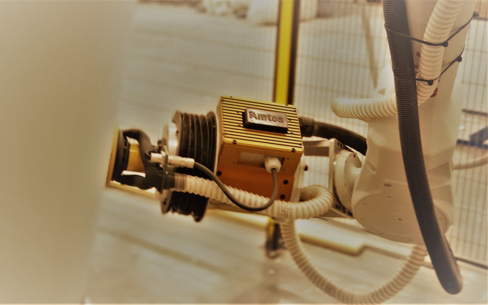 AMTOS Force Control Unit